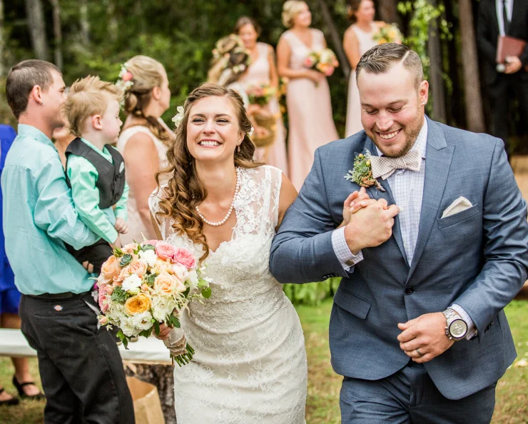 How Can a Wedding Photographer Capture Natural and Authentic Bridal Moments?